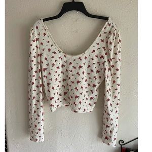Crop top long sleeve🥀🌑